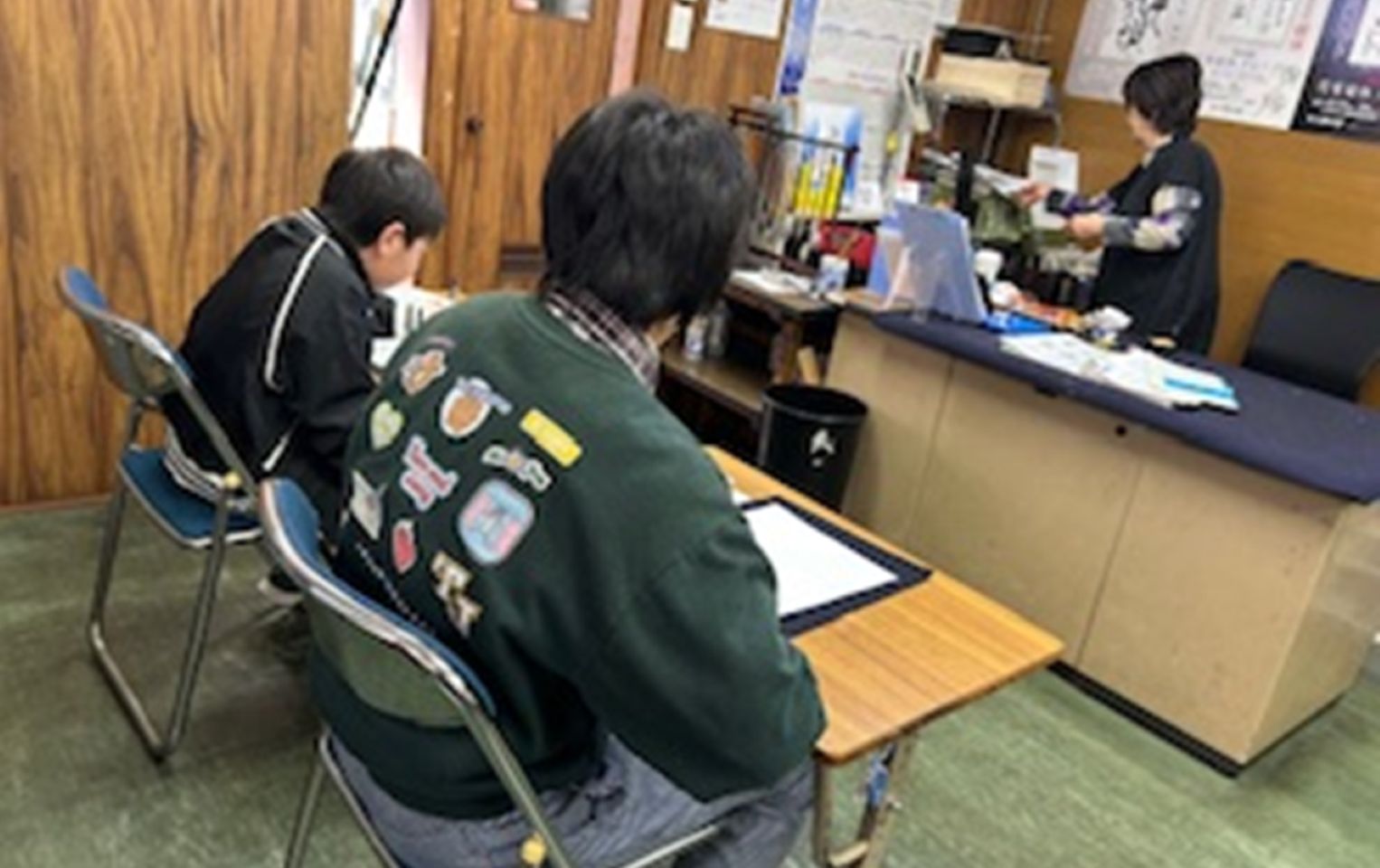 松本書道会八王子台町教室兄弟姉妹で通う画像